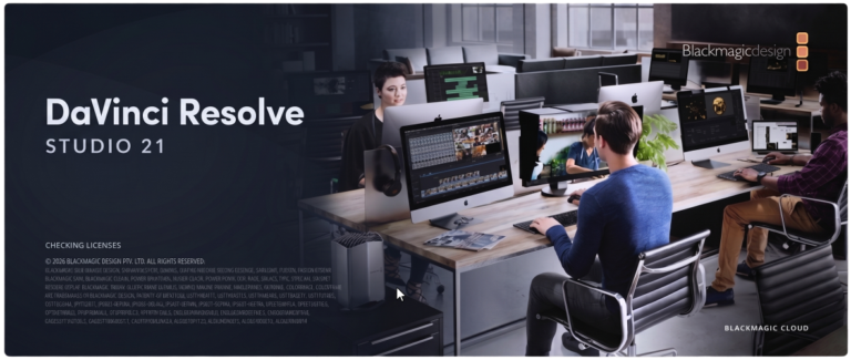 DaVinci Resolve 21 loading screen